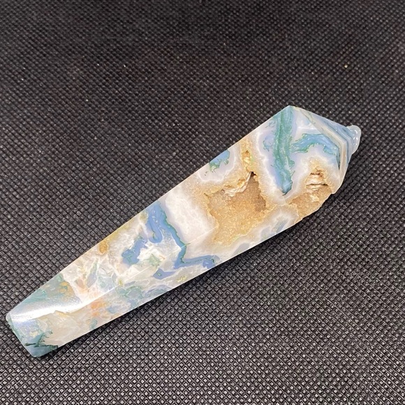 Crystals-Green Moss Agate Wand. NWTS-made by Mother Earth - Picture 4 of 8